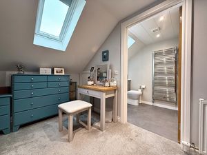 Photo 32- click for photo gallery